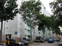 Blk 667 Hougang Avenue 4 (S)530667 #246742
